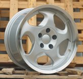 Alu kola Racing Line B2418, 17x8 5x120 ET15, stříbrná + leštěný límec
