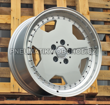 Alu kola Racing Line B5852, 18x8 5x112 ET35, stříbrná + leštěný límec